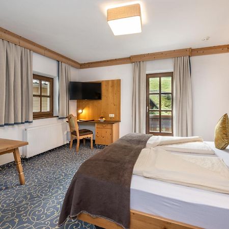 Naturhotel Huettenwirt Im Grossarltal Huttschlag Bagian luar foto